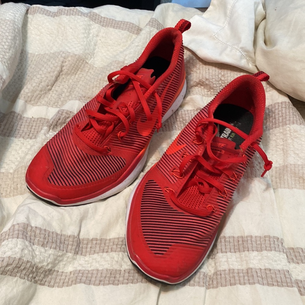 Nike Free Training Lift Run Jump Cut (Preowned)